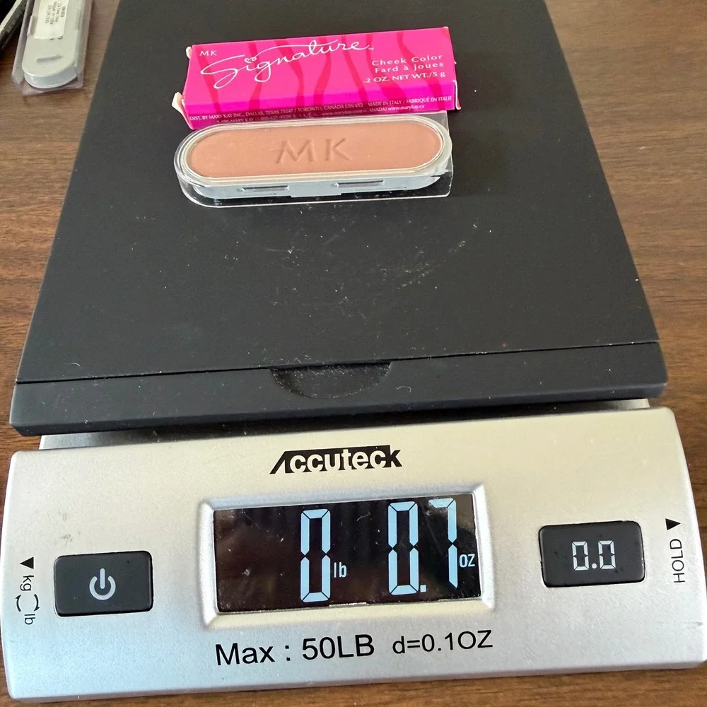 Mary Kay Signature Cheek Color Nutmeg 0.2 oz Blush Pressed Powder New in Box
